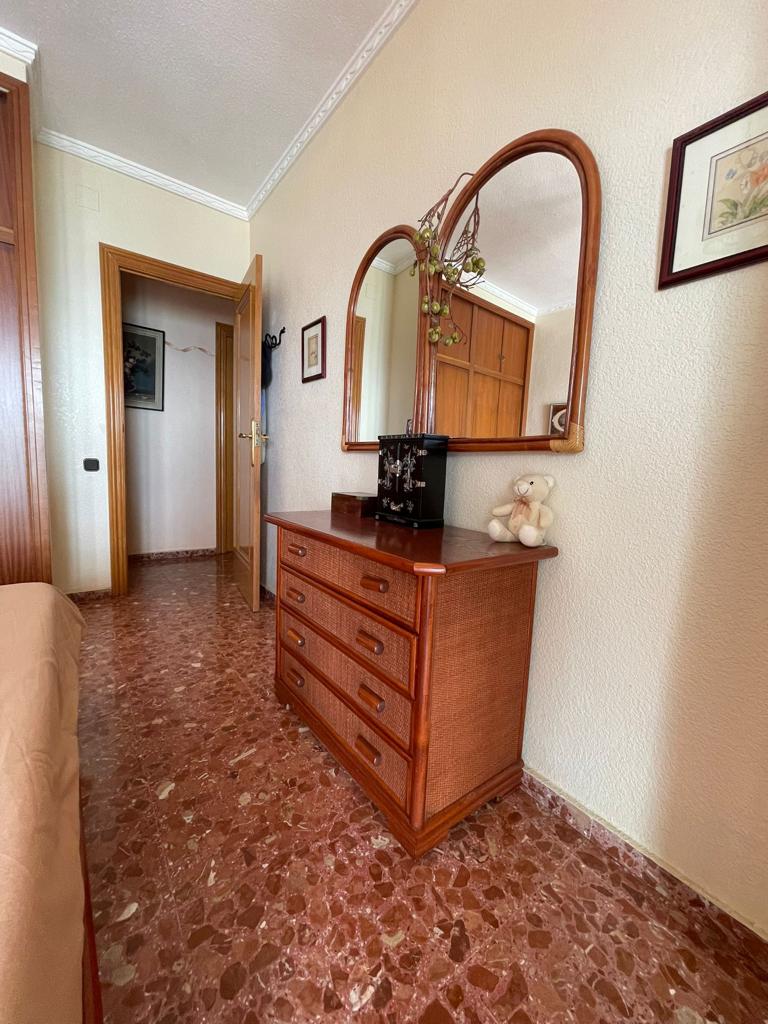 ESPECTACULAR PISO EN PRIMERA LÍNEA  CON VISTAS AL MAR A SOLO 20 METROS!