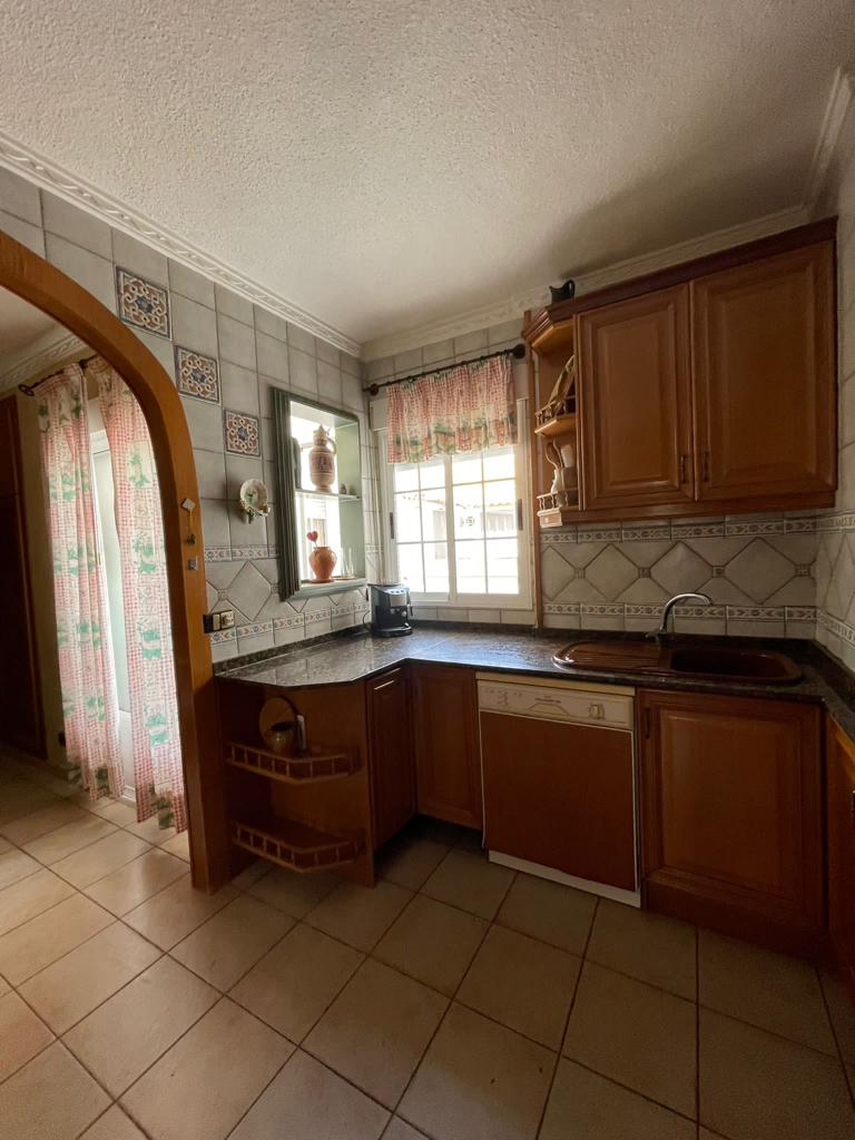 ESPECTACULAR PISO EN PRIMERA LÍNEA  CON VISTAS AL MAR A SOLO 20 METROS!