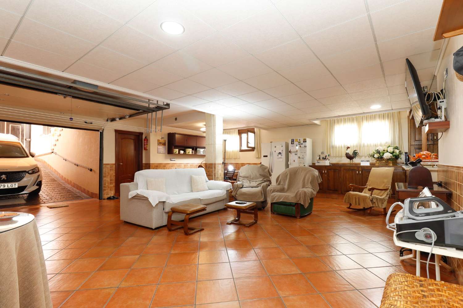 EXCLUSIVE SEMI-DETACHED VILLA ON BALCONIES WITH GARDEN, SOLARIUM AND COMMUNAL POOL