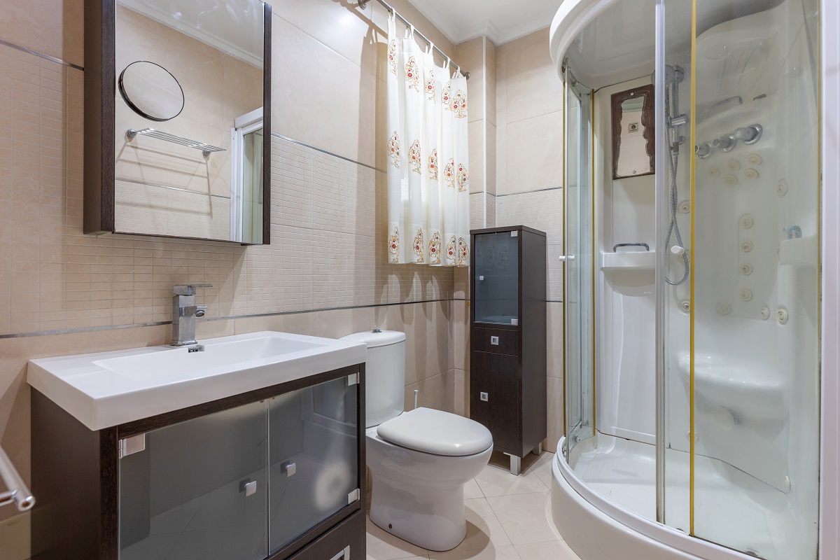 DETACHED VILLA WITH POOL, GARAGE, SOLARIUM AND GARDEN IN SAN MIGUEL DE SALINAS