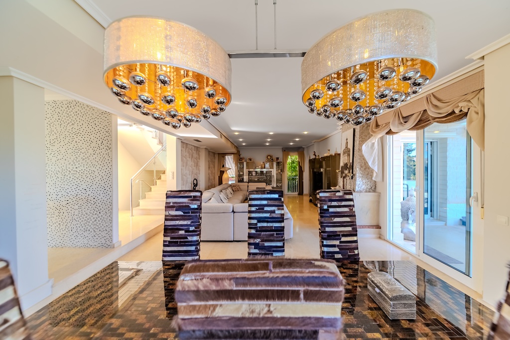 SPECTACULAR LUXURY VILLA NEAR THE SEA IN LA MATA: EXCLUSIVITY, COMFORT AND MEDITERRANEAN ELEGANCE