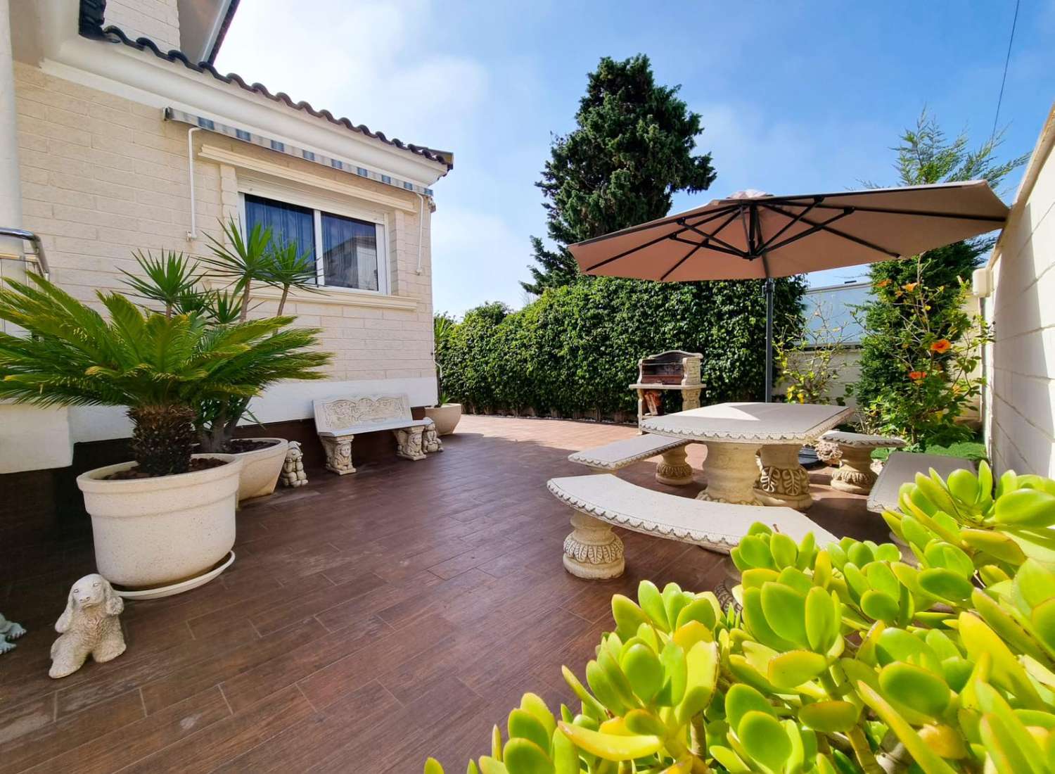 SPECTACULAR LUXURY VILLA NEAR THE SEA IN LA MATA: EXCLUSIVITY, COMFORT AND MEDITERRANEAN ELEGANCE