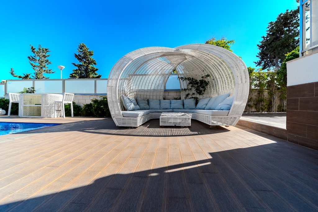 SPECTACULAR LUXURY VILLA NEAR THE SEA IN LA MATA: EXCLUSIVITY, COMFORT AND MEDITERRANEAN ELEGANCE