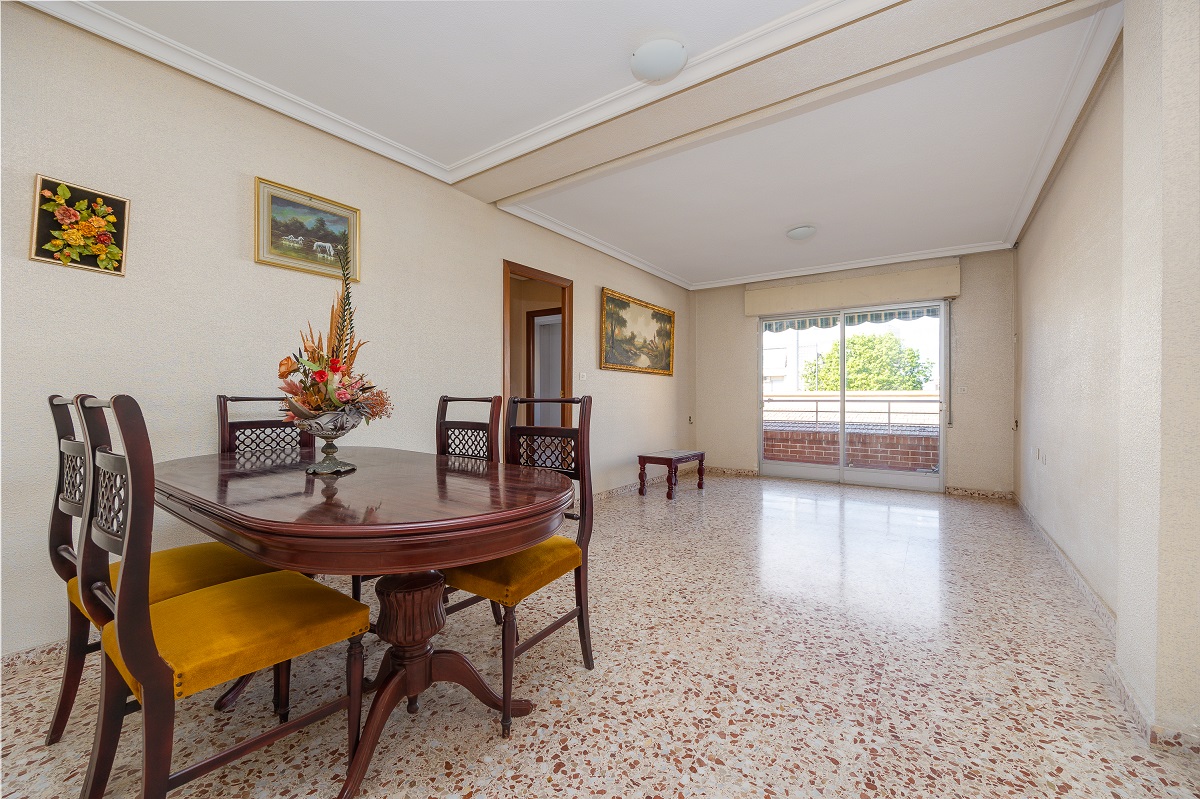 SPEKTAKULÄRE WOHNUNG ZUM VERKAUF IM ZENTRUM VON SAN PEDRO DEL PINATAR!