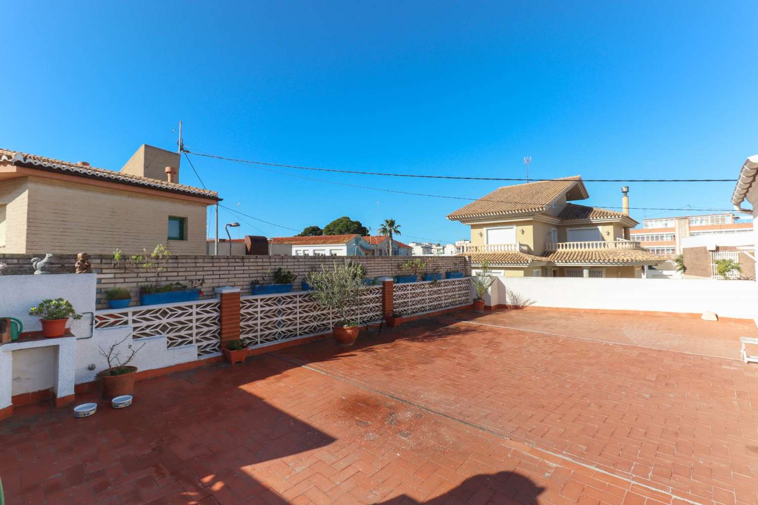 SPAZIOSO APPARTAMENTO A SANTIAGO DE LA RIBERA A 100 M DALLA SPIAGGIA CON SOLARIUM E GARAGE PER 4 VEICOLI