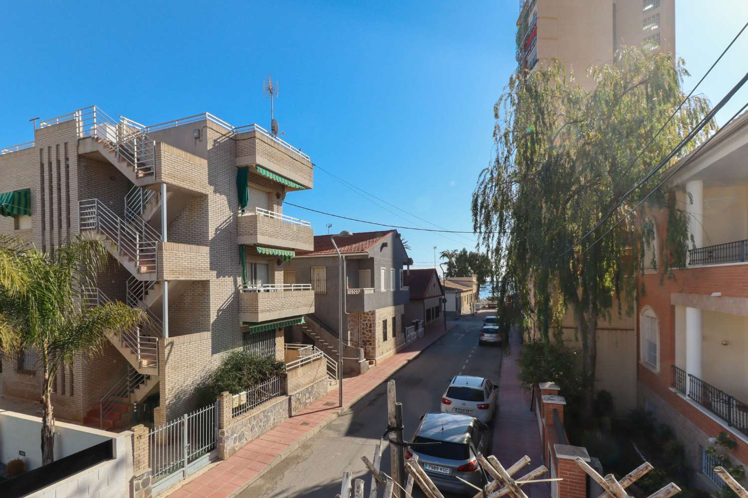 SPAZIOSO APPARTAMENTO A SANTIAGO DE LA RIBERA A 100 M DALLA SPIAGGIA CON SOLARIUM E GARAGE PER 4 VEICOLI