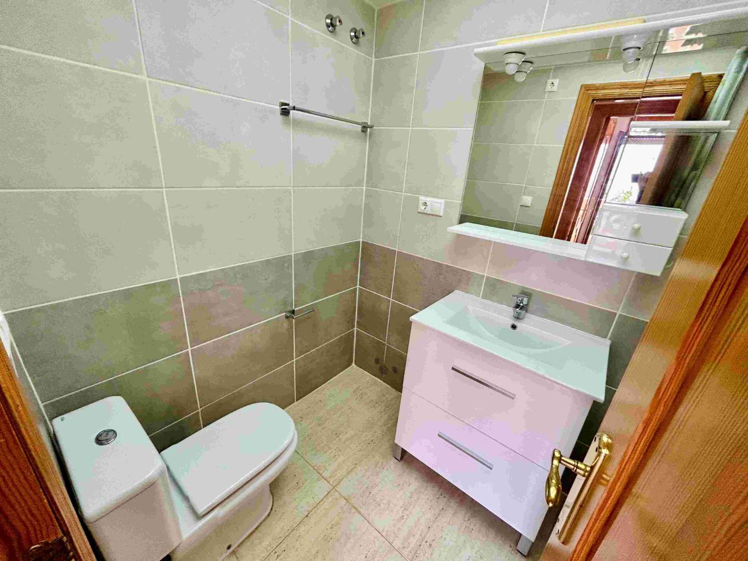 ¡APARTAMENTO ESPACIOSO Y LUMINOSO A 1 MINUTO DE LA PLAYA EN EL MONCAYO, GUARDAMAR DEL SEGURA!