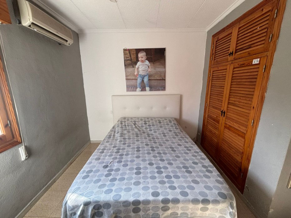 ¡CHALET INDEPENDIENTE CON AMPLIA PARCELA, PISCINA NUEVA Y VISTAS ESPECTACULARES A LA LAGUNA ROSA!