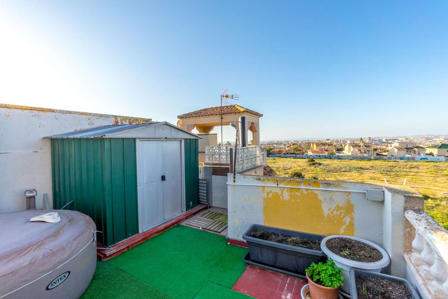SPECTACULAIRE MAISON DE VILLE À AGUAS NUEVAS AVEC VUE À COUPER LE SOUFFLE