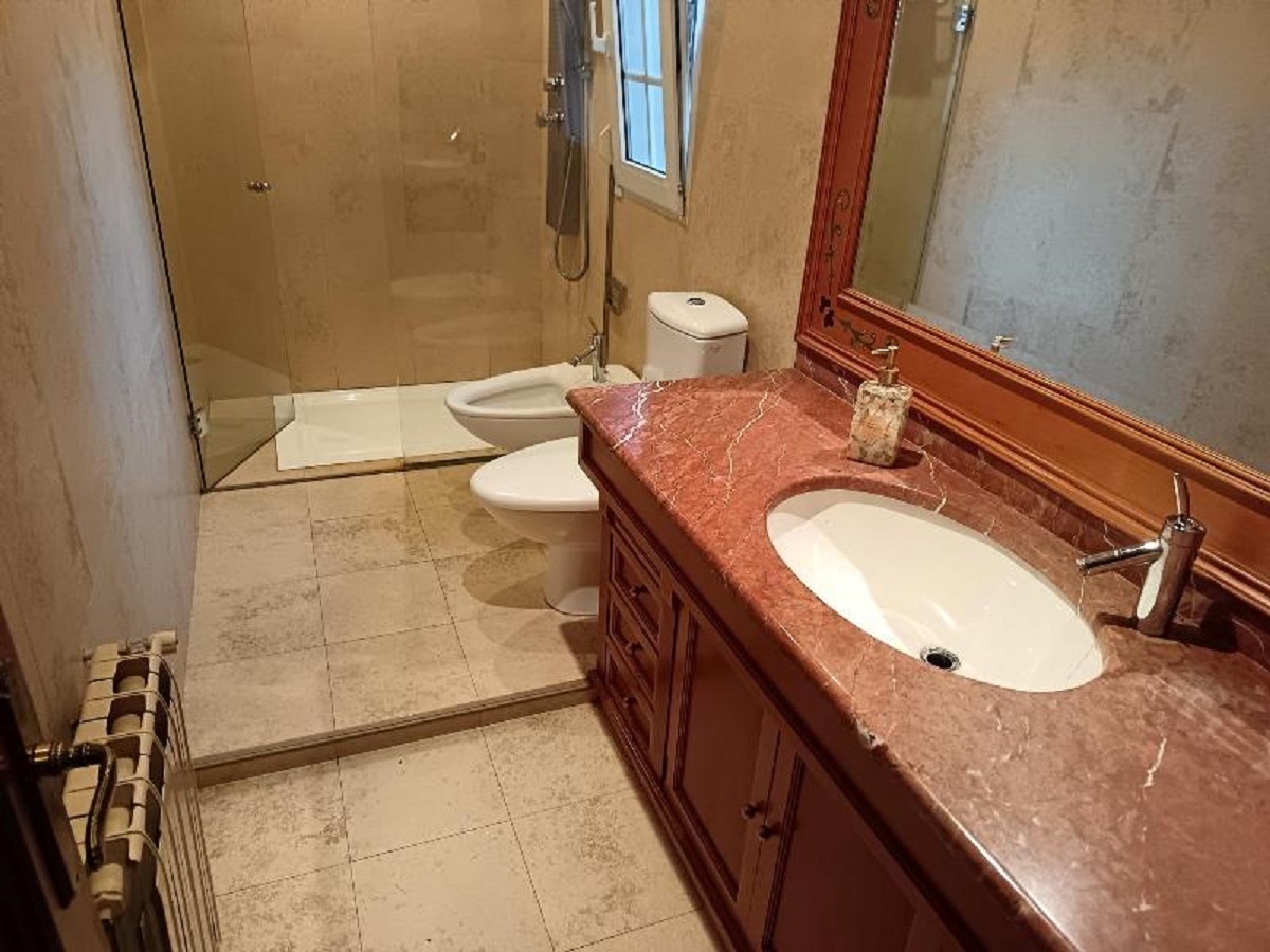ESPECTACULAR CHALET INDEPENDIENTE EN LOS BALCONES CON PISCINA PRIVADA