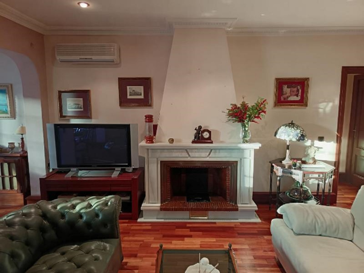 ESPECTACULAR CHALET INDEPENDIENTE EN LOS BALCONES CON PISCINA PRIVADA