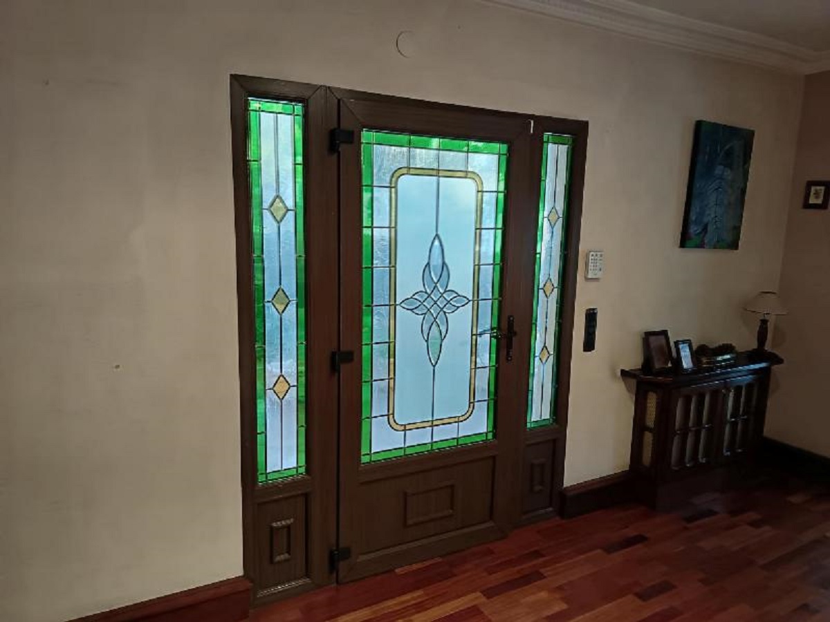 ESPECTACULAR CHALET INDEPENDIENTE EN LOS BALCONES CON PISCINA PRIVADA
