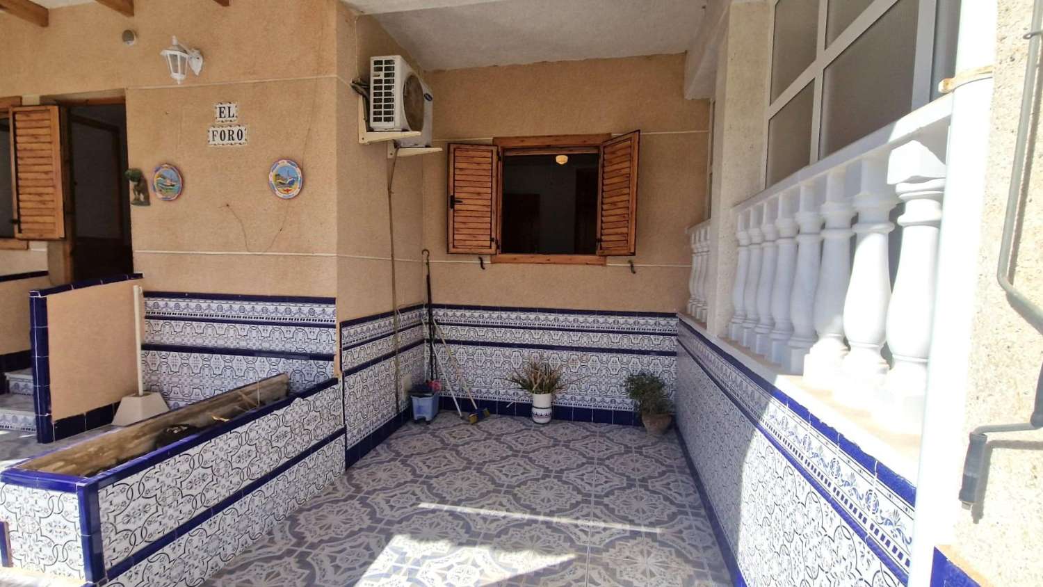 BELLA CASA BIFAMILIARE IN RESIDENZIALE CON PISCINA, VICINO ALLE MIGLIORI SPIAGGE