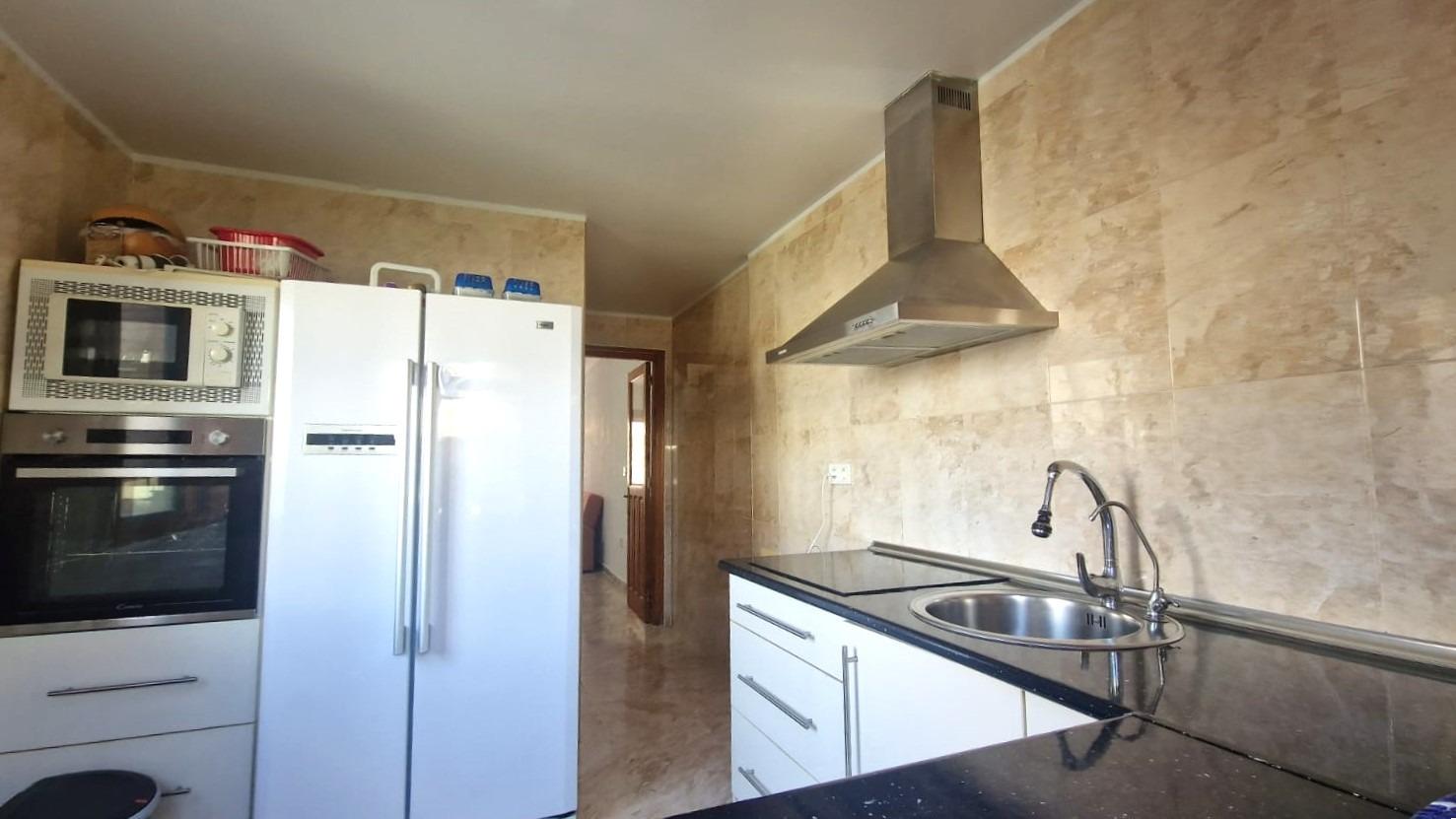 BELLA CASA BIFAMILIARE IN RESIDENZIALE CON PISCINA, VICINO ALLE MIGLIORI SPIAGGE