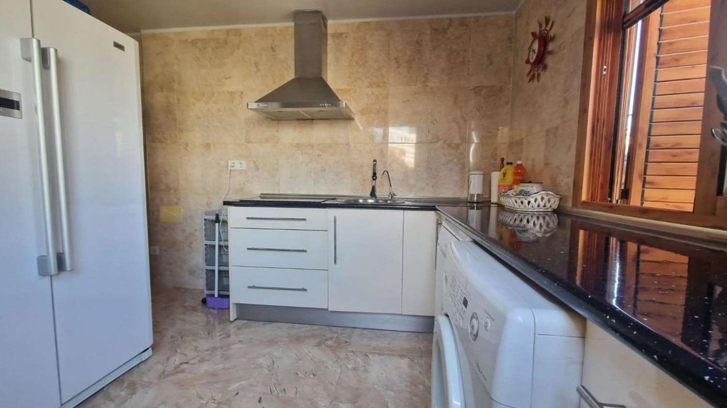 BELLA CASA BIFAMILIARE IN RESIDENZIALE CON PISCINA, VICINO ALLE MIGLIORI SPIAGGE