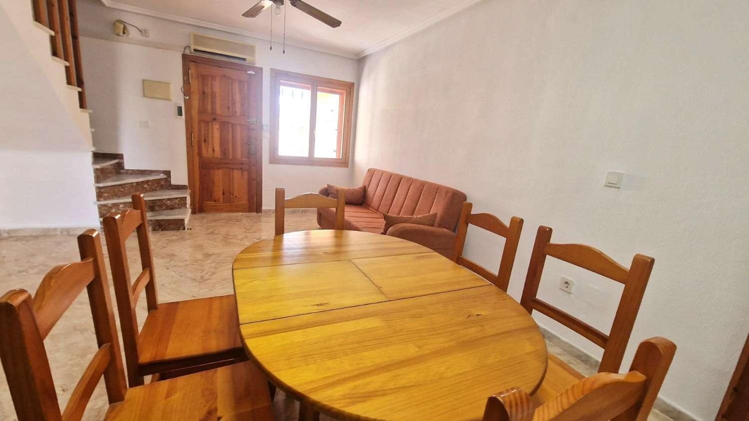 BELLA CASA BIFAMILIARE IN RESIDENZIALE CON PISCINA, VICINO ALLE MIGLIORI SPIAGGE
