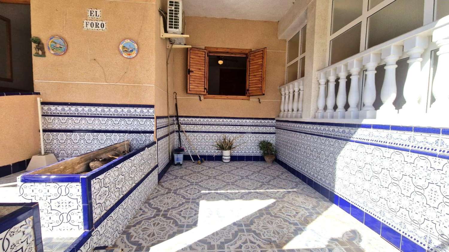 BELLA CASA BIFAMILIARE IN RESIDENZIALE CON PISCINA, VICINO ALLE MIGLIORI SPIAGGE