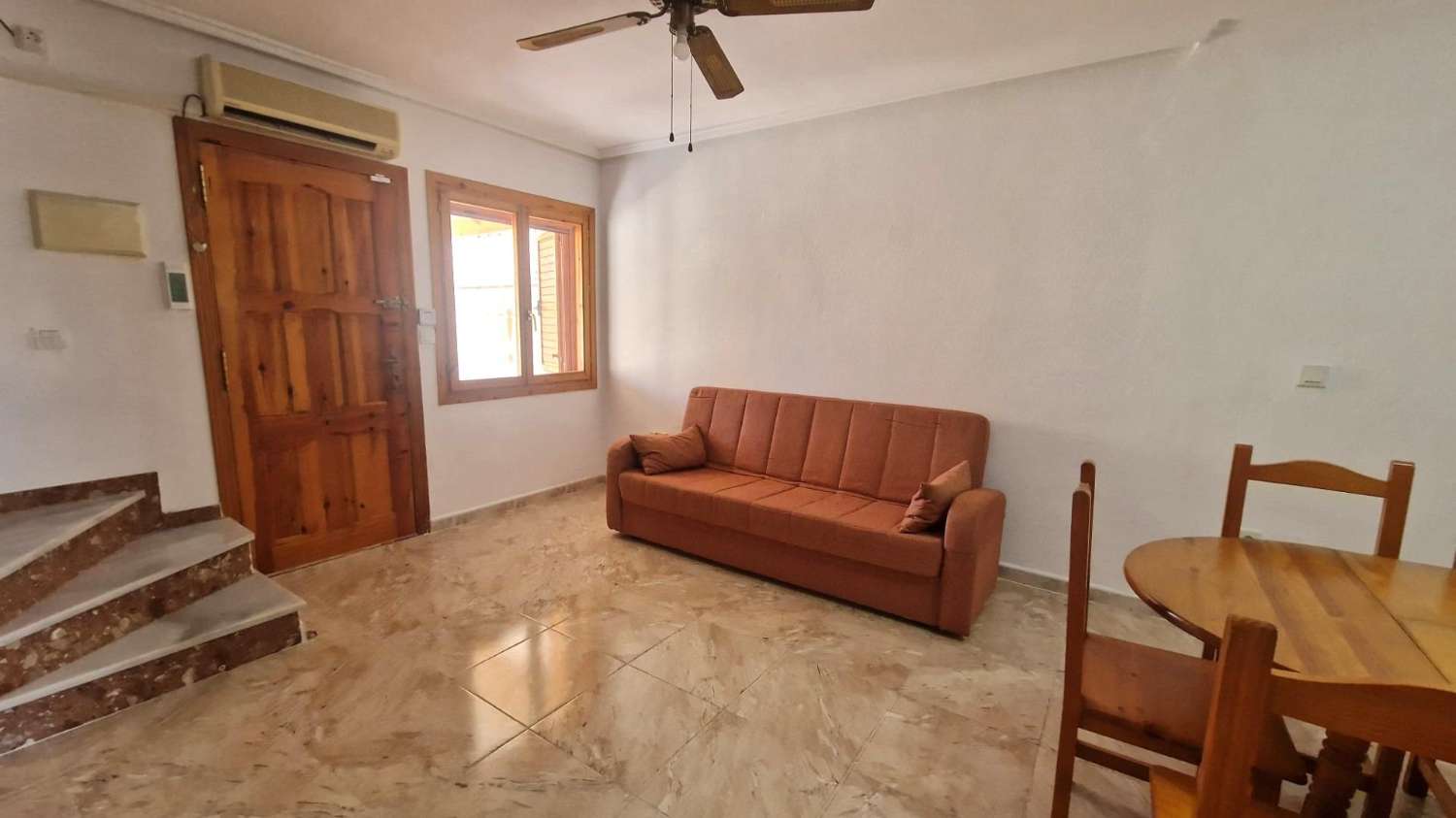 BELLA CASA BIFAMILIARE IN RESIDENZIALE CON PISCINA, VICINO ALLE MIGLIORI SPIAGGE