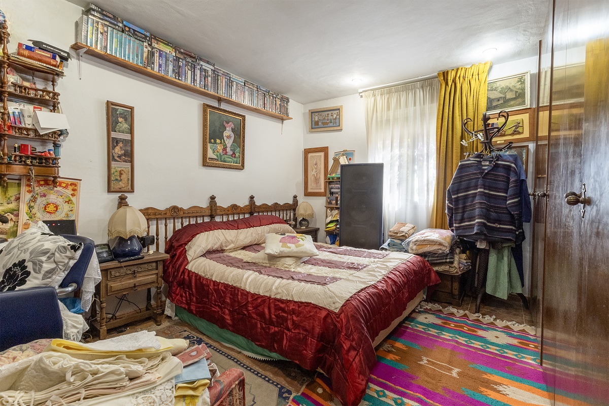 LOMAS DE CABO ROIG 的独家机会 – 1.250 平方米的地块，潜力巨大！