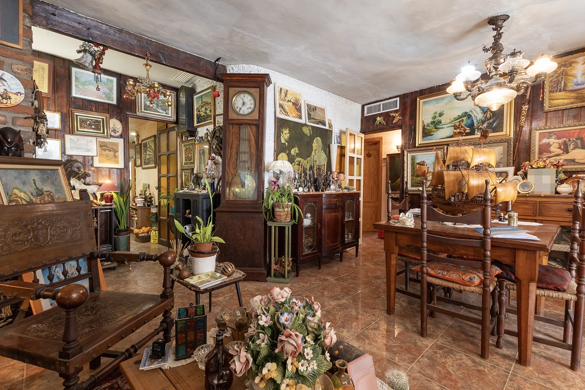 LOMAS DE CABO ROIG 的独家机会 – 1.250 平方米的地块，潜力巨大！