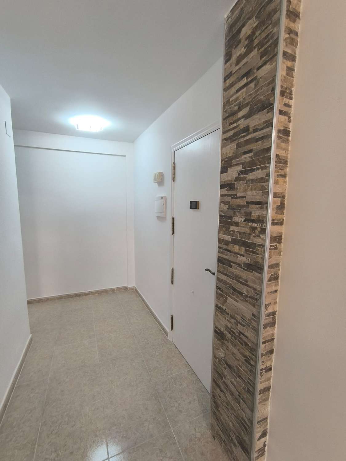 APPARTEMENT SPACIEUX À PLAYA DEL CURA – LUMINEUX ET À QUELQUES PAS DE LA MER