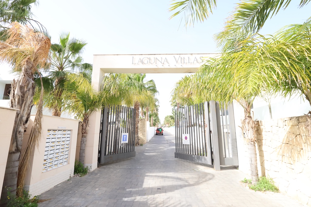 ESCLUSIVA VILLA DI DESIGN A CIUDAD QUESADA – RESIDENCIAL LAGUNA VILLAS II