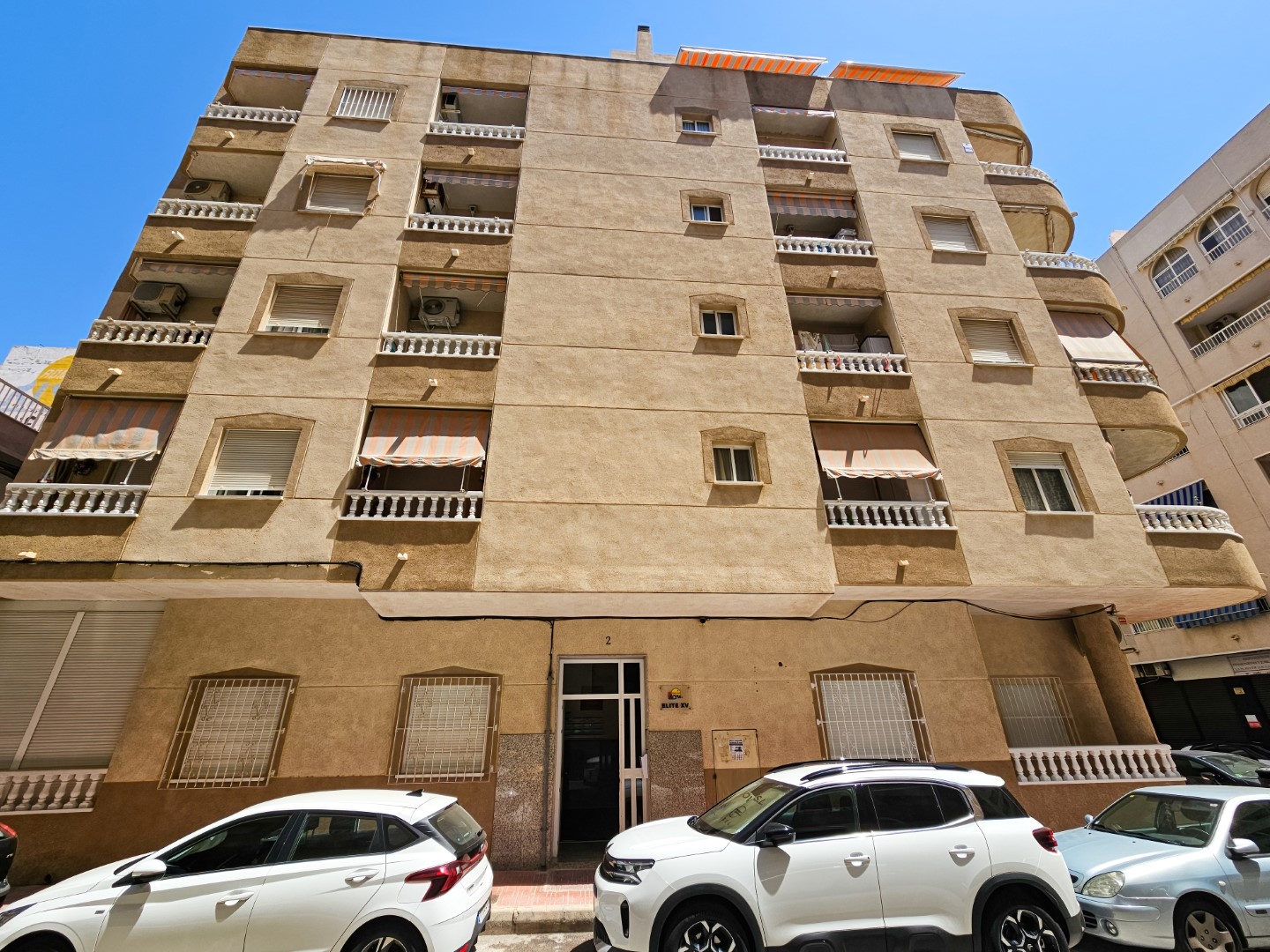 APARTAMENTO REFORMADO CON LICENCIA TURÍSTICA – A 200M DE LA PLAYA