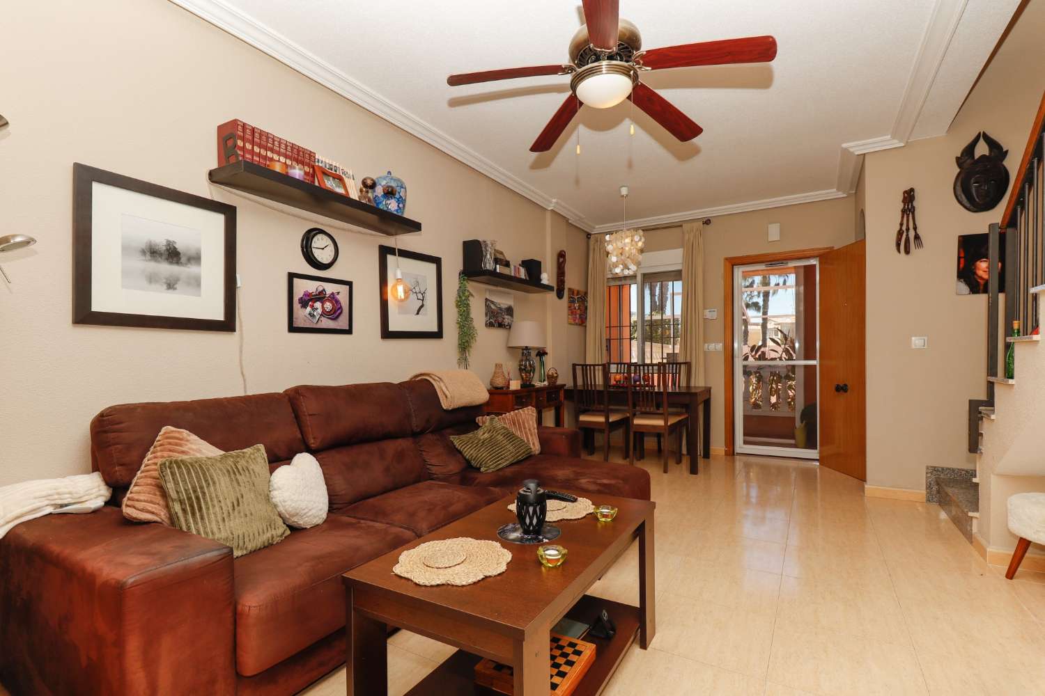 DÚPLEX DE 3 DORMITORIOS CON SOLÁRIUM PRIVADO Y TERRAZA EN RESIDENCIAL CON PISCINA