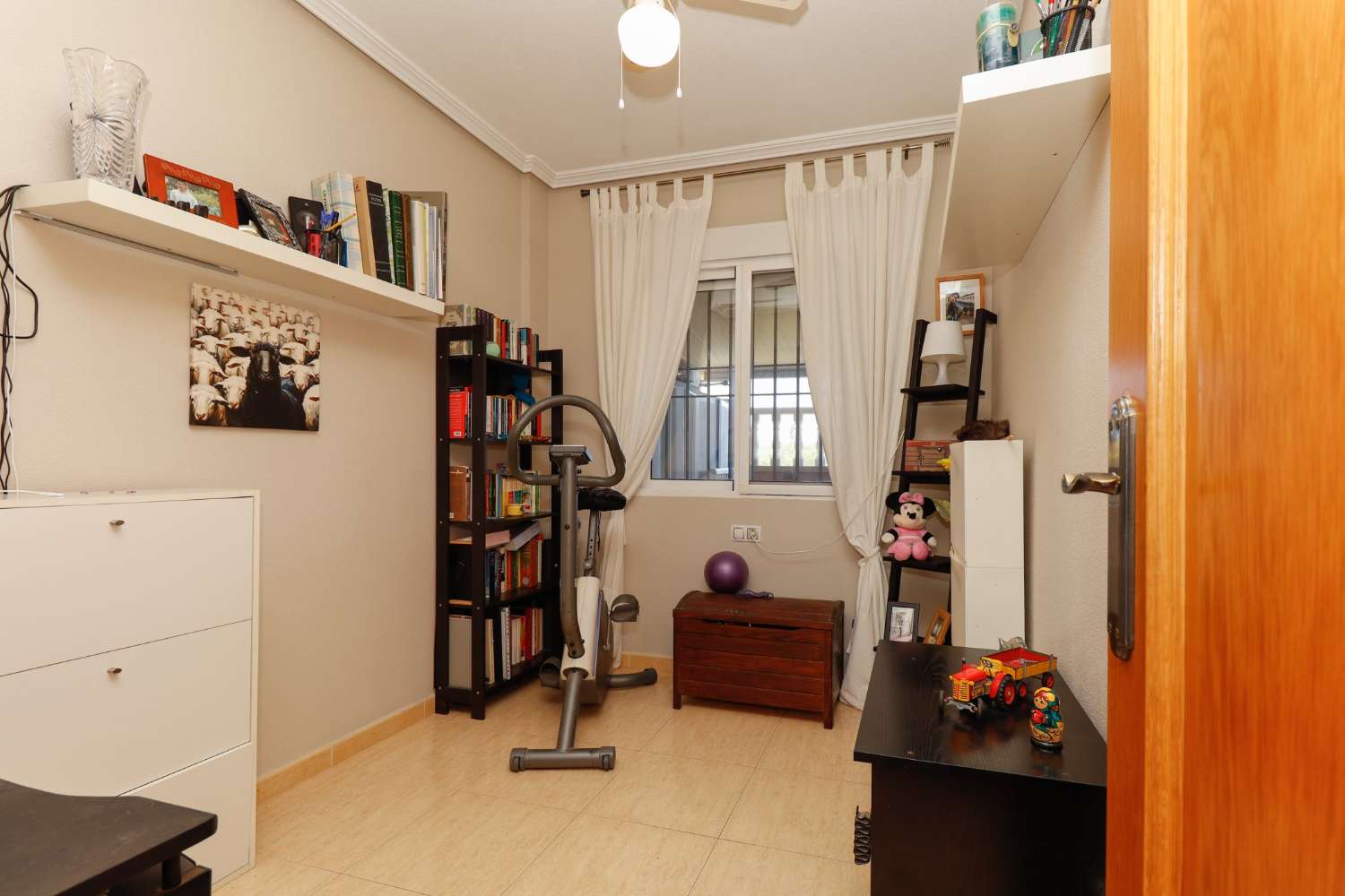 DÚPLEX DE 3 DORMITORIOS CON SOLÁRIUM PRIVADO Y TERRAZA EN RESIDENCIAL CON PISCINA