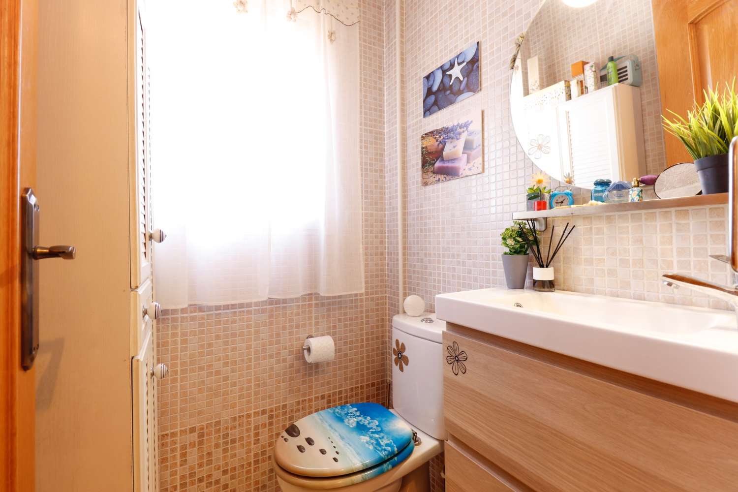 DÚPLEX DE 3 DORMITORIOS CON SOLÁRIUM PRIVADO Y TERRAZA EN RESIDENCIAL CON PISCINA