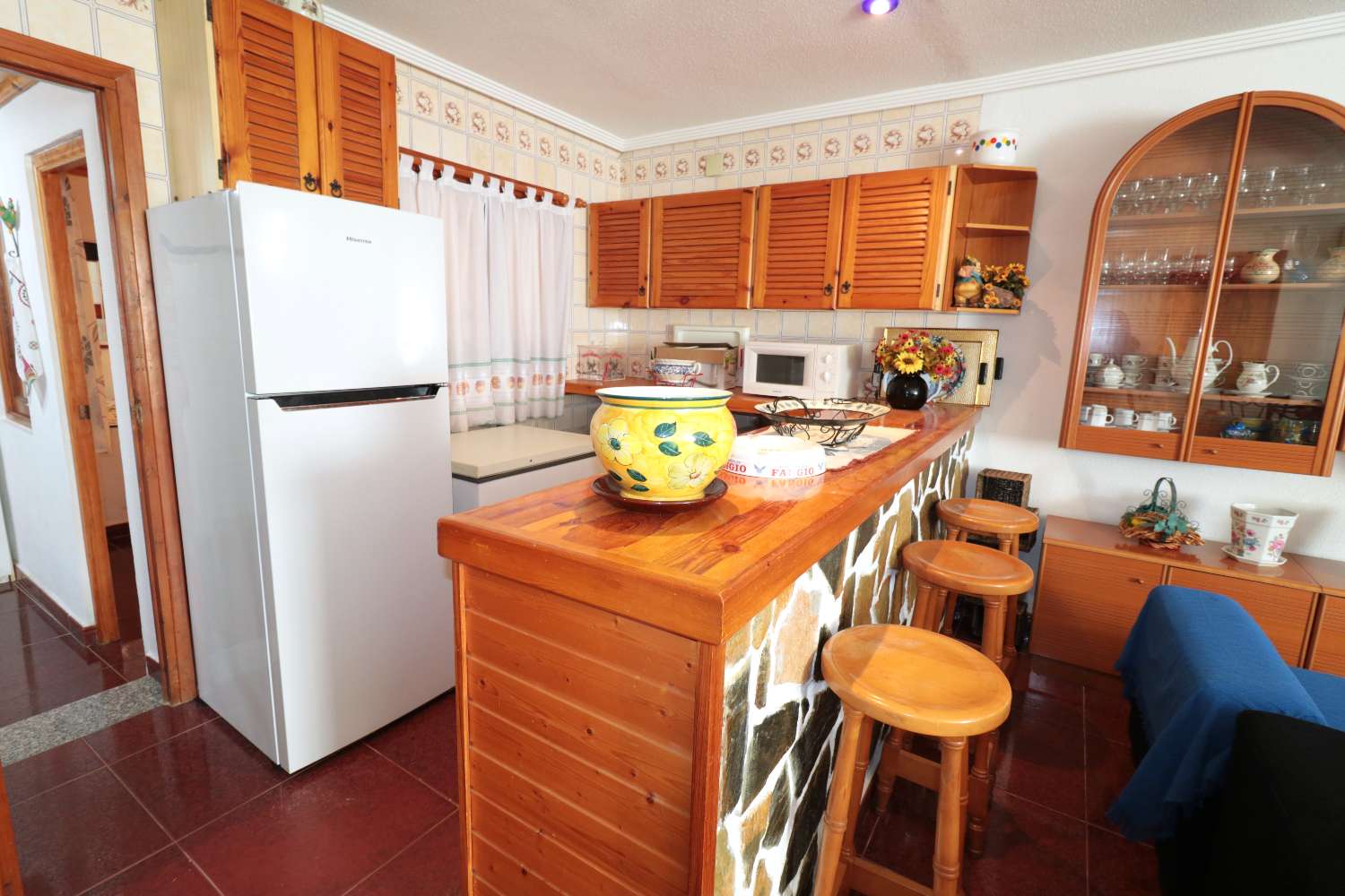 CORNER TOWNHOUSE 150 METERS FROM THE BEACH IN ACEQUIÓN – TORREVIEJA