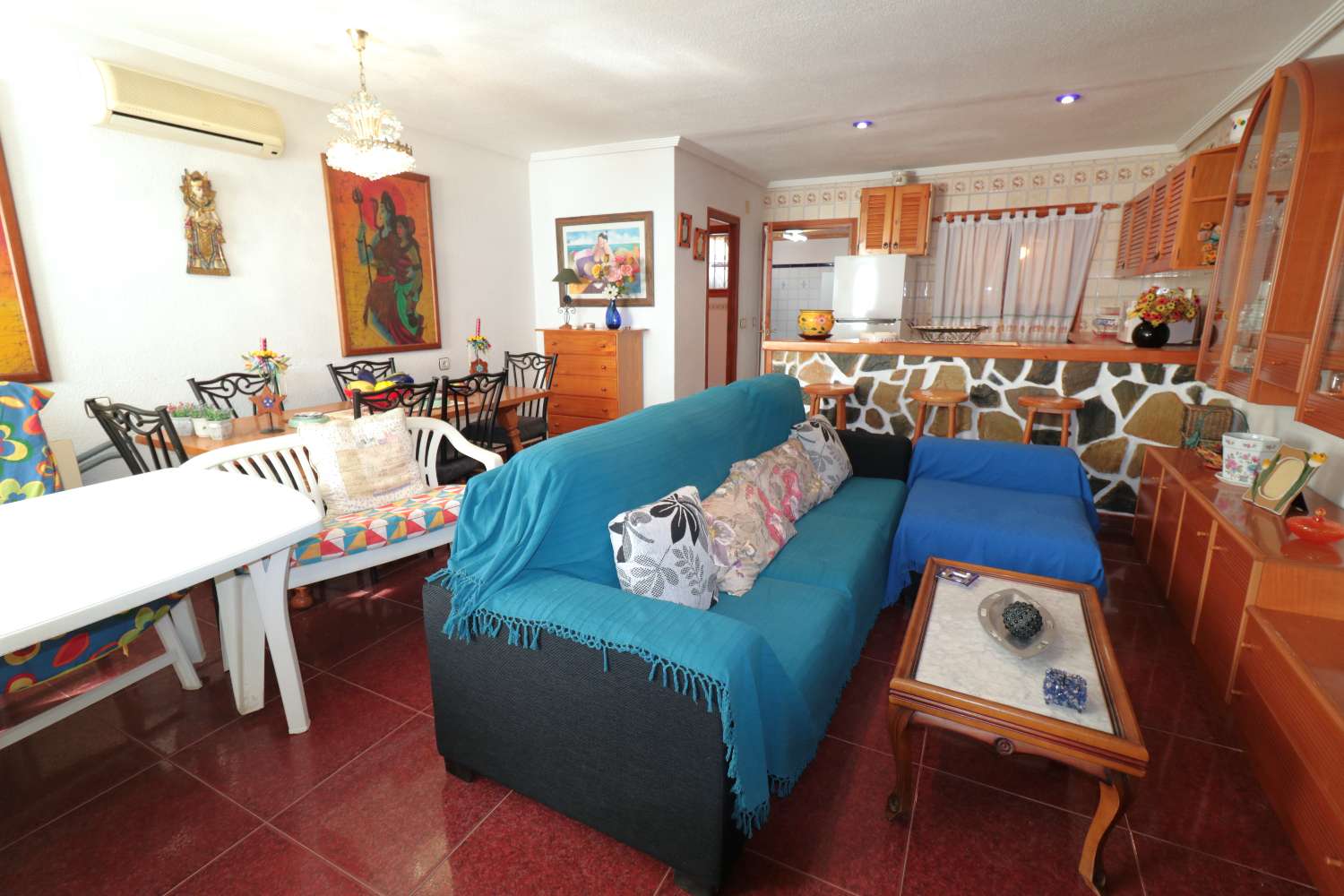 CORNER TOWNHOUSE 150 METERS FROM THE BEACH IN ACEQUIÓN – TORREVIEJA