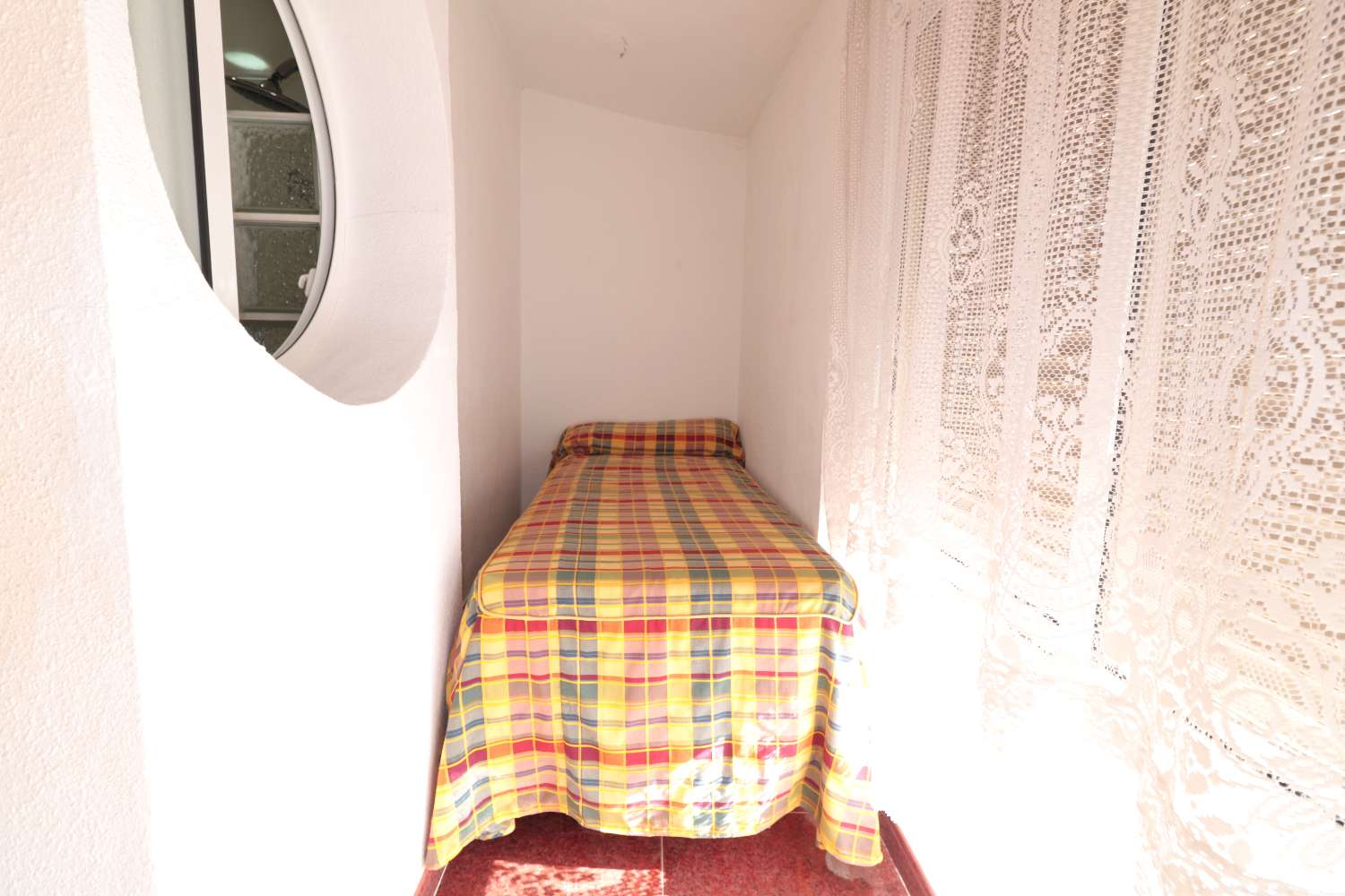 CORNER TOWNHOUSE 150 METERS FROM THE BEACH IN ACEQUIÓN – TORREVIEJA