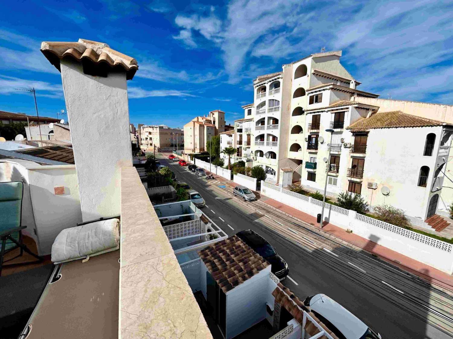 SPECTACULAR CORNER TOWNHOUSE WITH EVERYTHING YOU DREAM OF, STEPS FROM THE SEA