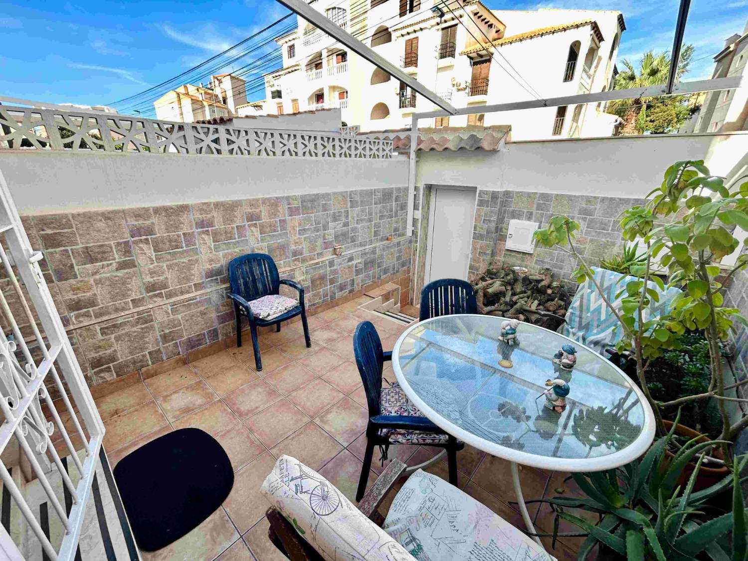 SPECTACULAR CORNER TOWNHOUSE WITH EVERYTHING YOU DREAM OF, STEPS FROM THE SEA
