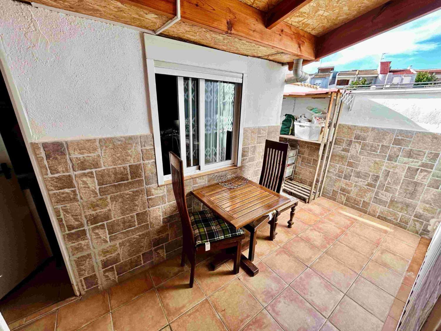 SPECTACULAR CORNER TOWNHOUSE WITH EVERYTHING YOU DREAM OF, STEPS FROM THE SEA