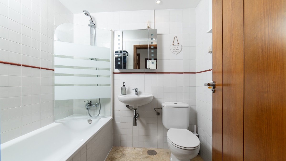 APARTAMENTO CON TERRAZA Y VISTAS A LA PISCINA EN RESIDENCIAL DE LUJO “LA ENTRADA”, PUNTA PRIMA