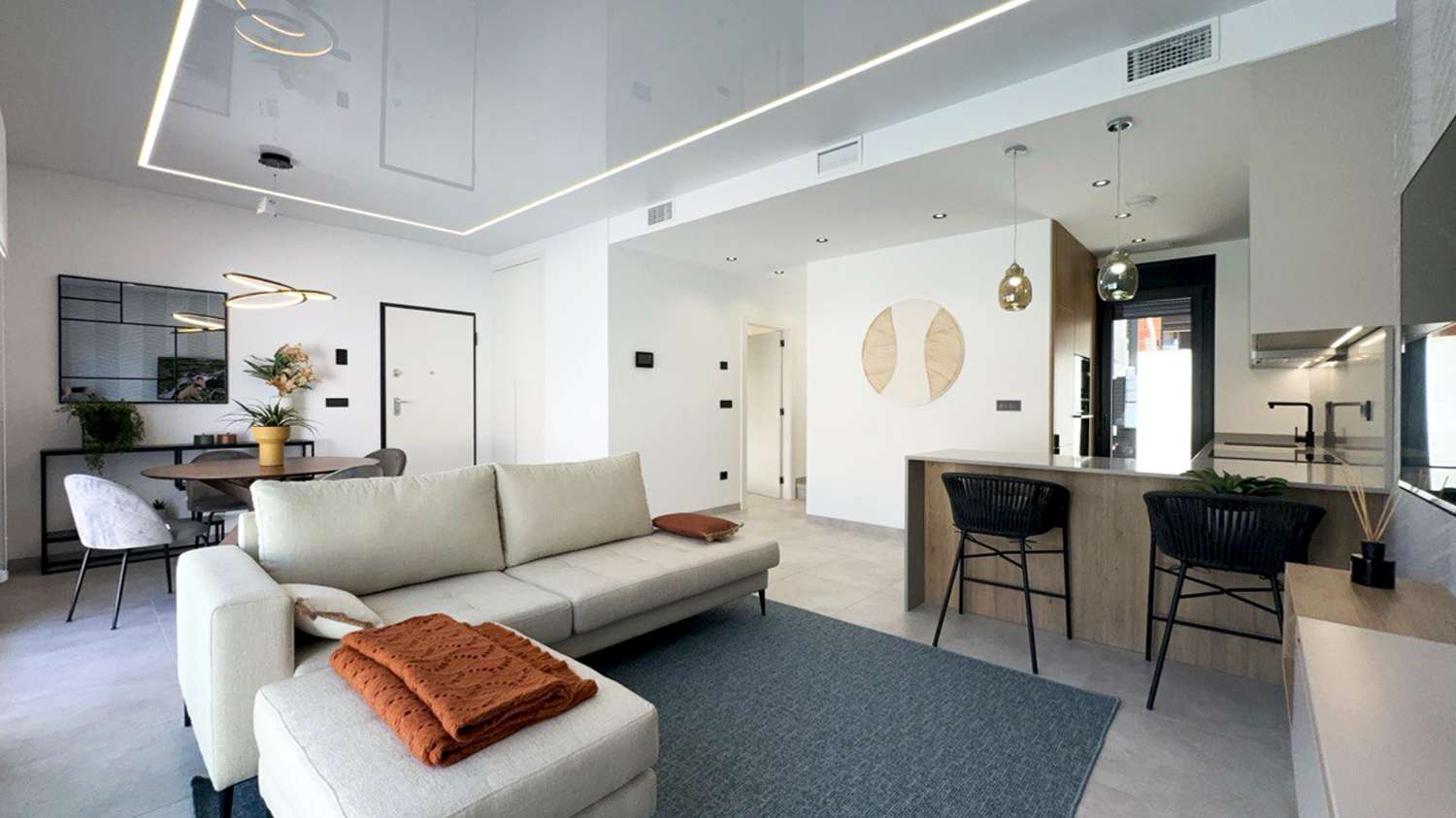 KEY ON THE COSTA BLANCA: MODERN VILLA FOR SALE DIRECT FROM THE DEVELOPER – NO COMMISSIONS!