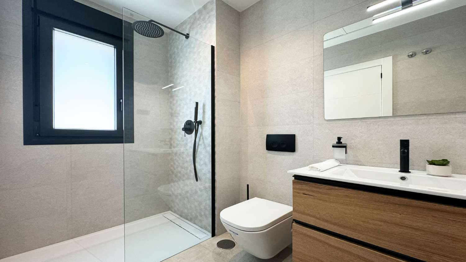 KEY ON THE COSTA BLANCA: MODERN VILLA FOR SALE DIRECT FROM THE DEVELOPER – NO COMMISSIONS!