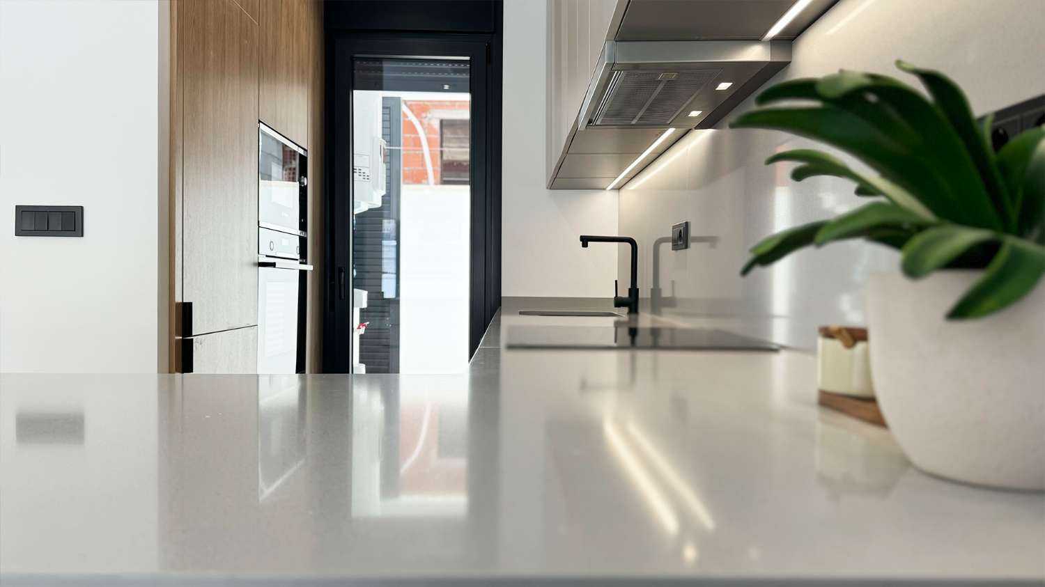 KEY ON THE COSTA BLANCA: MODERN VILLA FOR SALE DIRECT FROM THE DEVELOPER – NO COMMISSIONS!