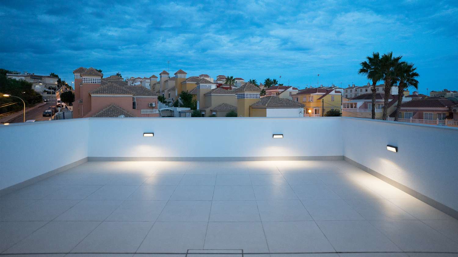 KEY ON THE COSTA BLANCA: MODERN VILLA FOR SALE DIRECT FROM THE DEVELOPER – NO COMMISSIONS!
