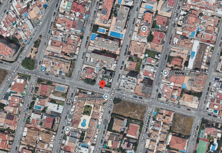 MODERNE ERDGESCHOSSWOHNUNG MIT GROSSER TERRASSE IN NUEVA TORREVIEJA