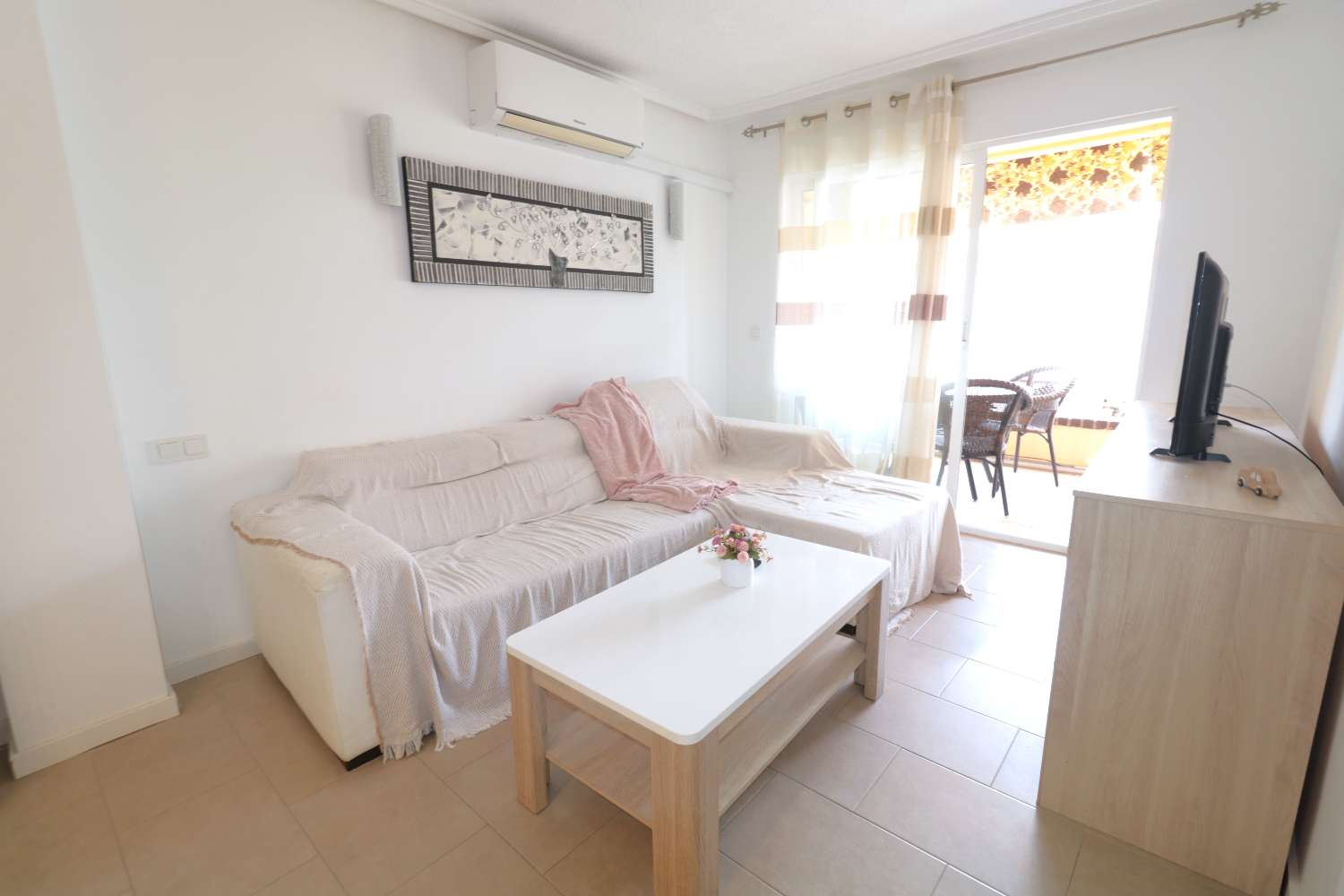 RENOVIERTES PENTHOUSE 150 METER VON PLAYA DEL CURA IN TORREVIEJA ENTFERNT