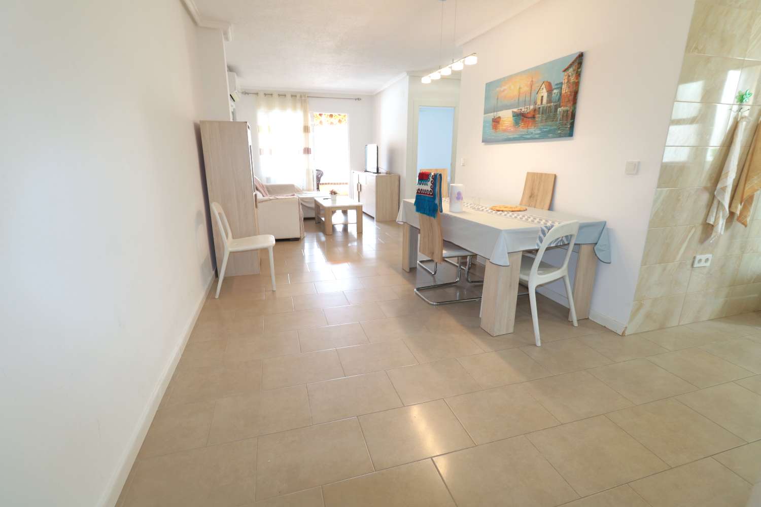 RENOVIERTES PENTHOUSE 150 METER VON PLAYA DEL CURA IN TORREVIEJA ENTFERNT