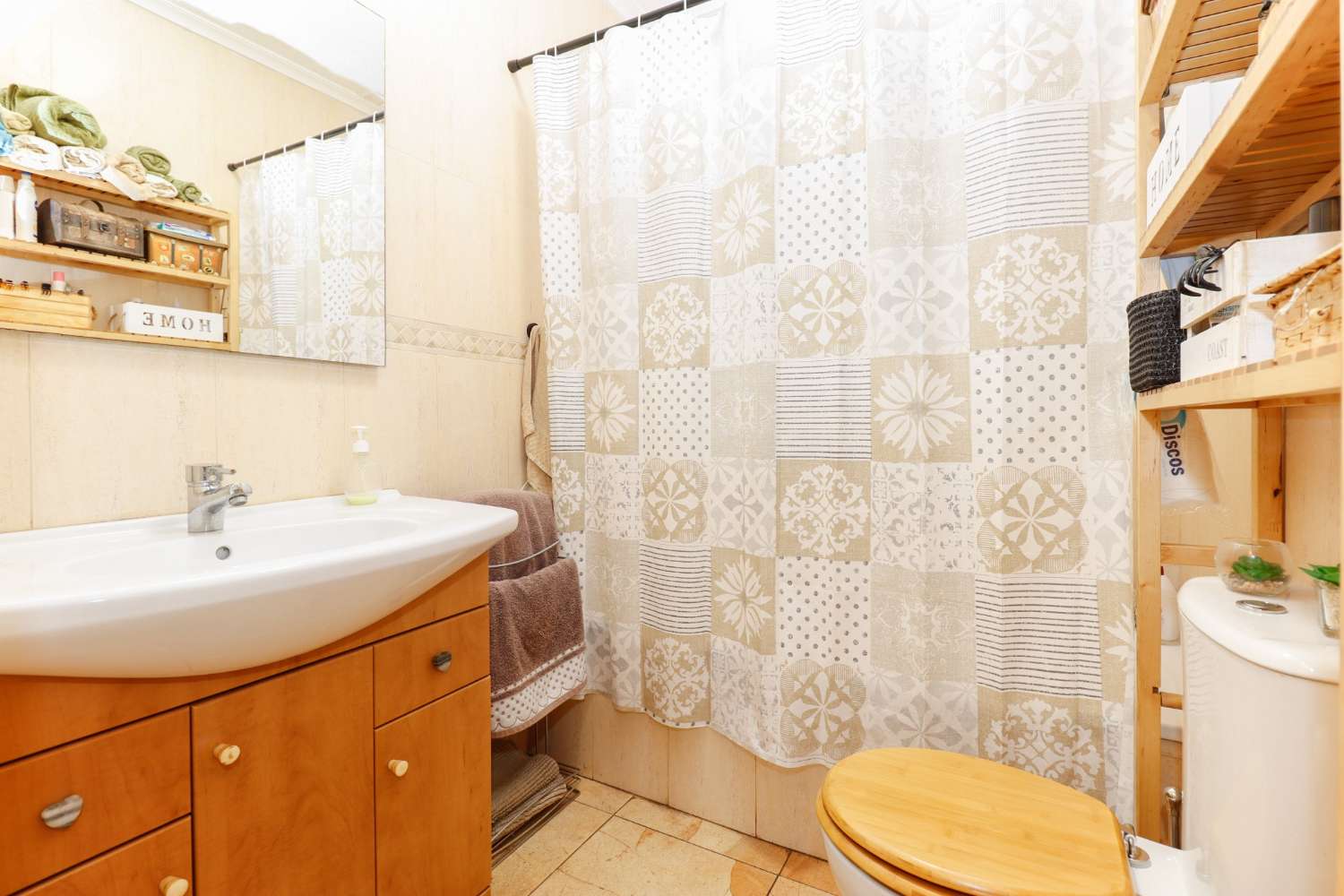 CHARMERENDE DUPLEX MED PRIVAT HAVE OG JACUZZI I RESIDENCIAL CALAS BLANCAS – TORREVIEJA