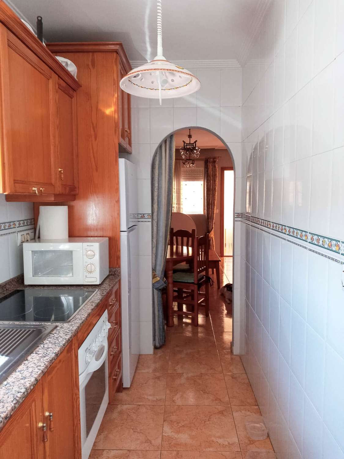 LYS PENTHOUSE BUNGALOW MED SOLARIUM, PRIVAT GRUND OG GARAGE TIL SALG I MOLINO-OMRÅDET – TORREVIEJA
