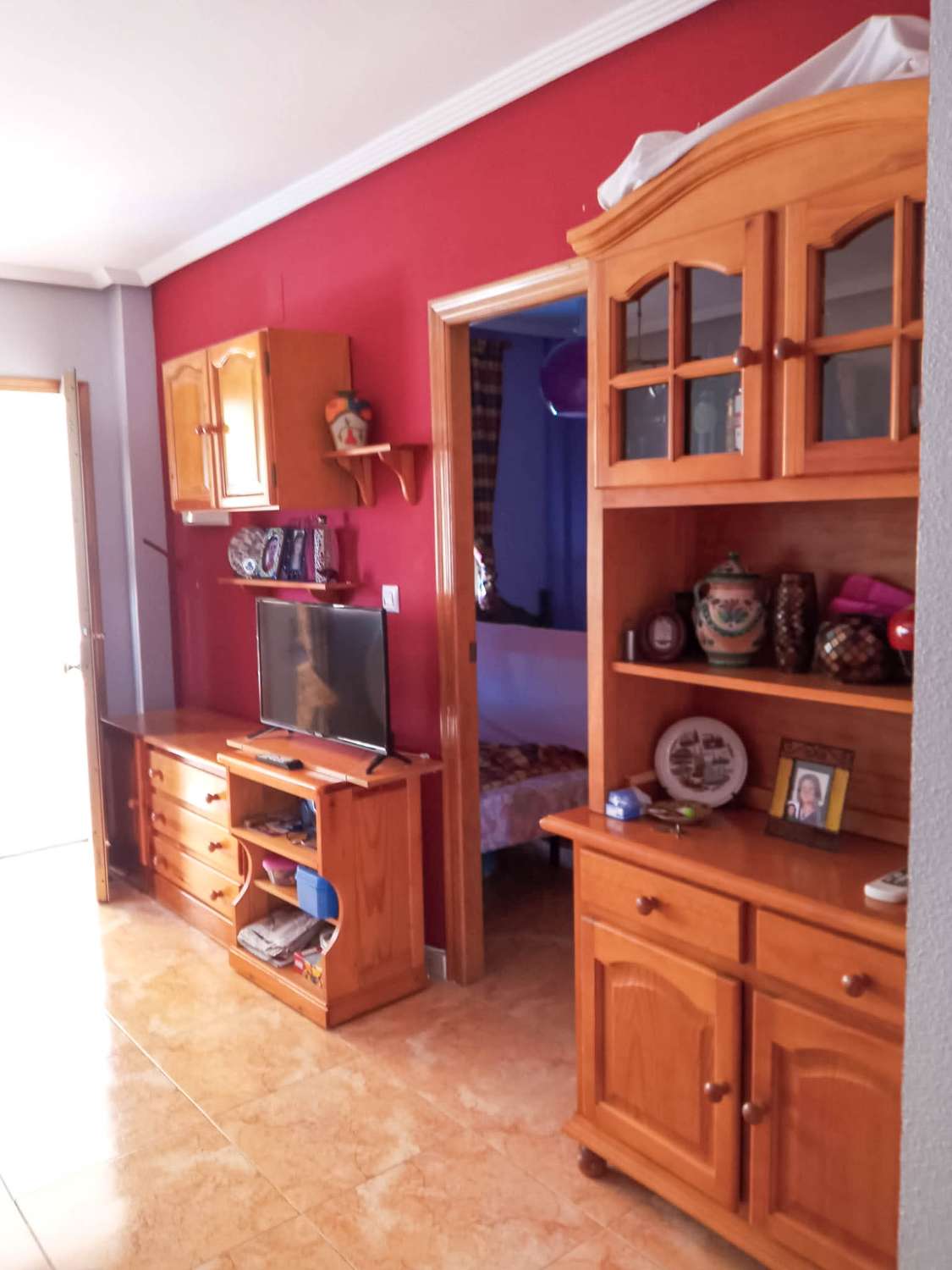 LYS PENTHOUSE BUNGALOW MED SOLARIUM, PRIVAT GRUND OG GARAGE TIL SALG I MOLINO-OMRÅDET – TORREVIEJA