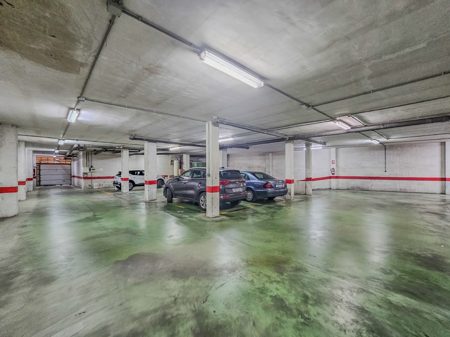 MØBLERET LEJLIGHED MED GARAGE 350 METER FRA PLAYA DEL CURA