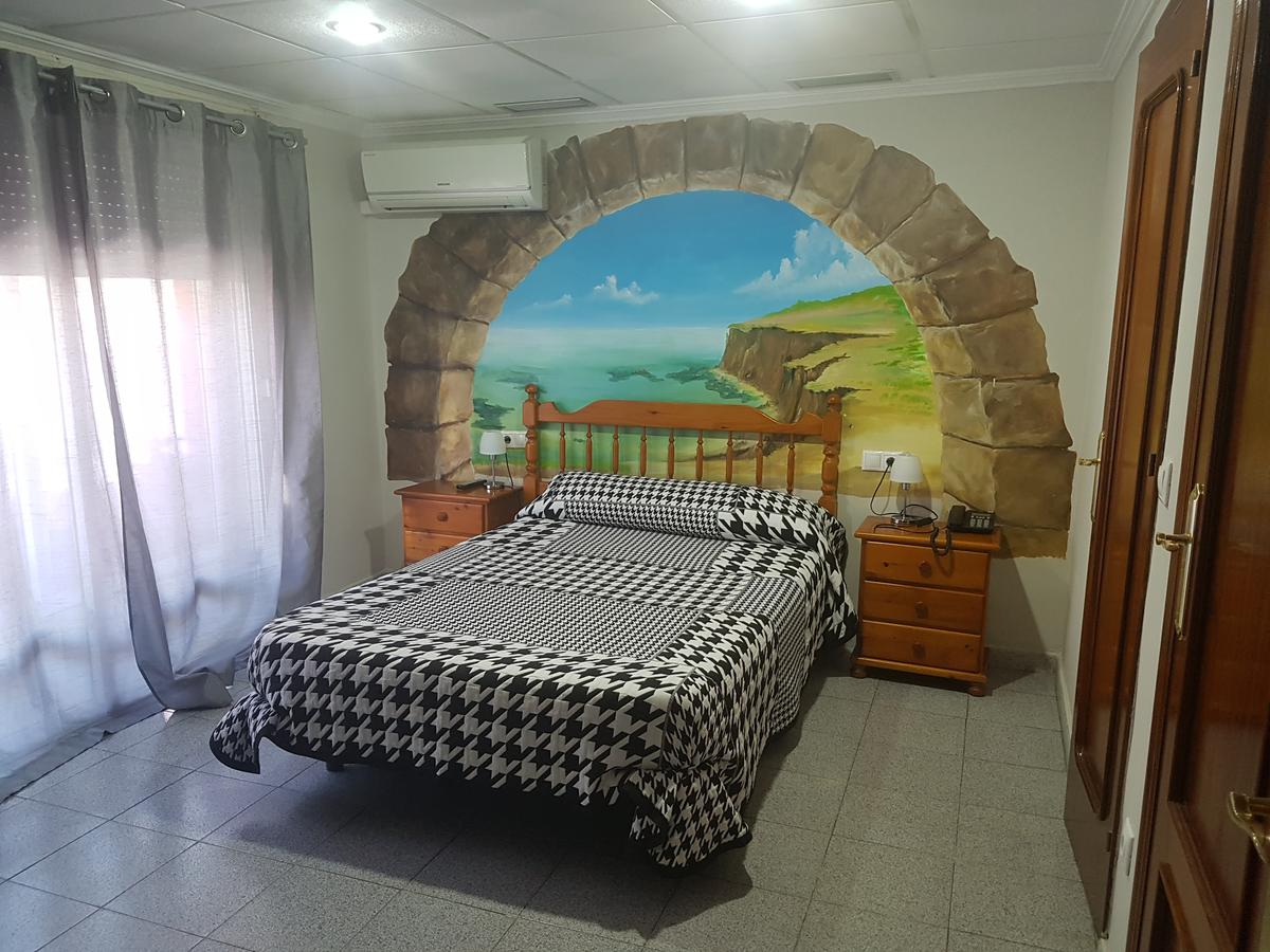 1-HVĚZDIČKOVÝ HOTEL 800 M OD MOŘE - NA KLÍČ A PŘIPRAVEN K POUŽITÍ!
