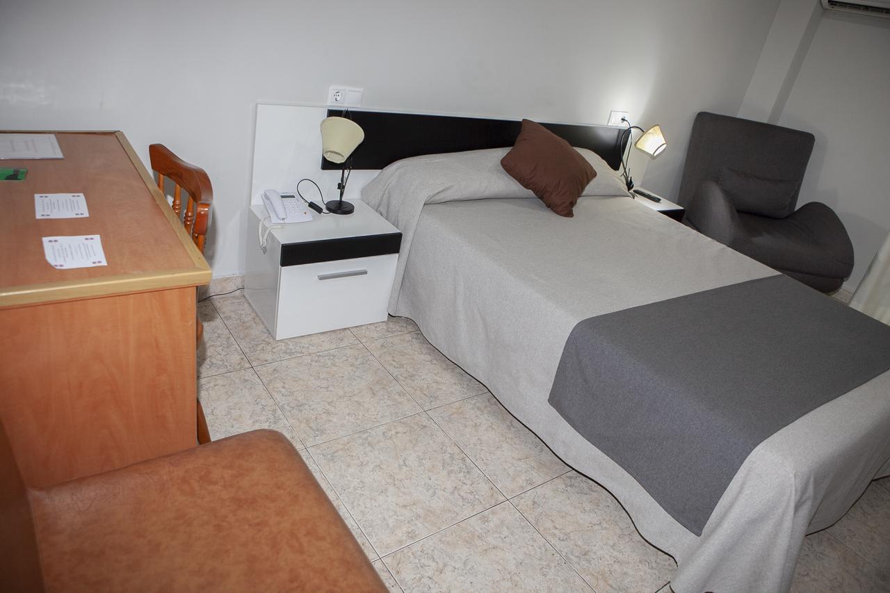 1-HVĚZDIČKOVÝ HOTEL 800 M OD MOŘE - NA KLÍČ A PŘIPRAVEN K POUŽITÍ!